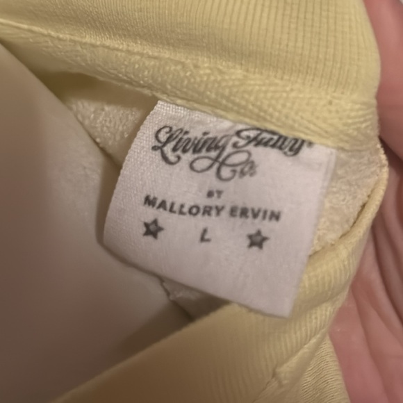 Smiley face pullover - Picture 5 of 5